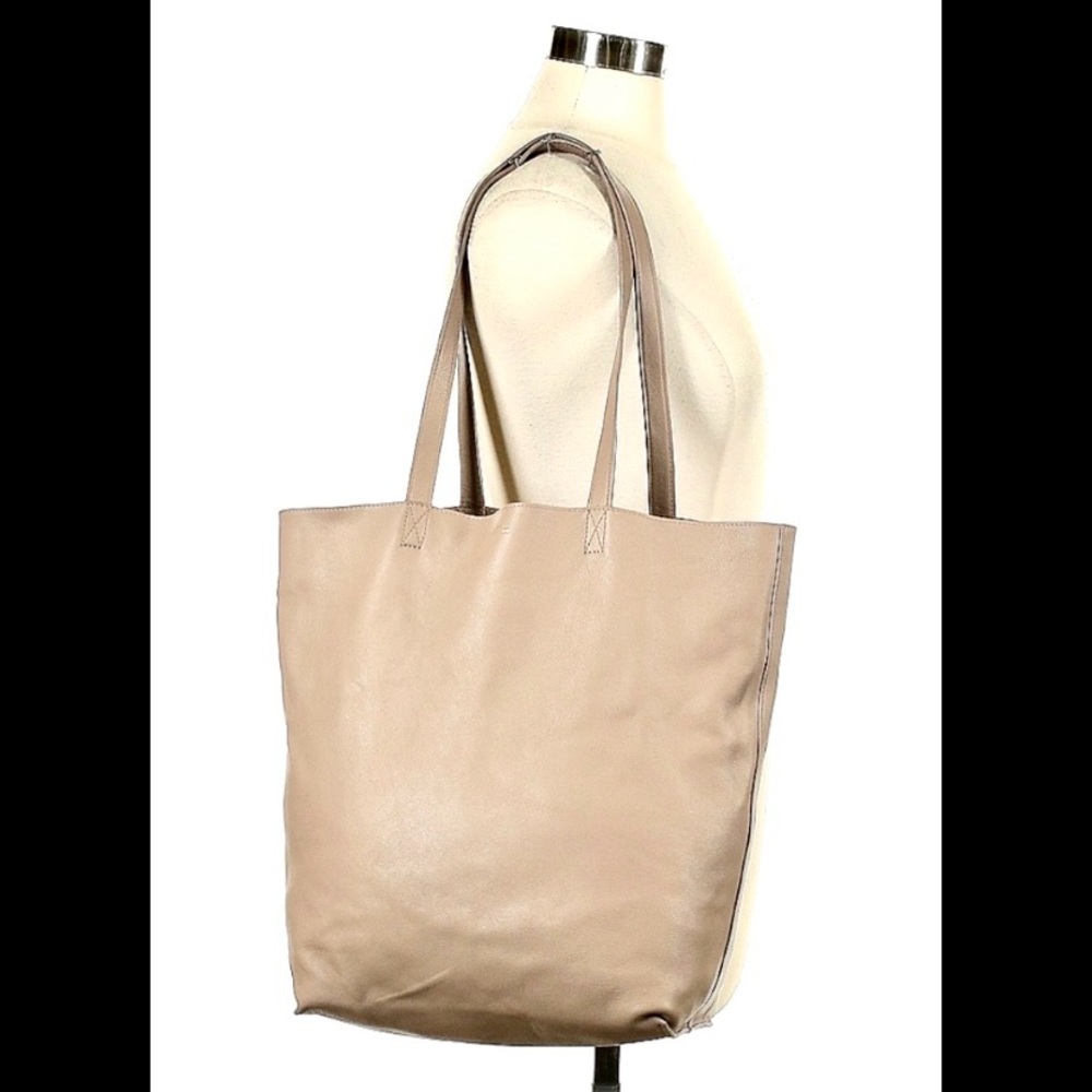 A.P.C. CABOS MAIKO GRAINED LEATHER TOTE/ TAUPE- rare APC find- ret $585.EUC